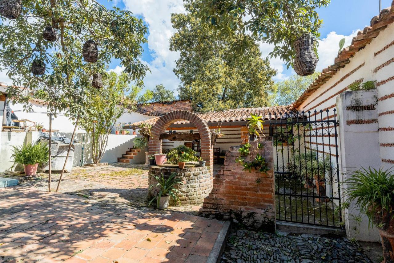 Отель Casa I. Madero Тапальпа Экстерьер фото